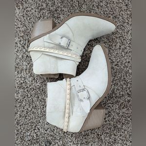 Maurices Booties Size 8